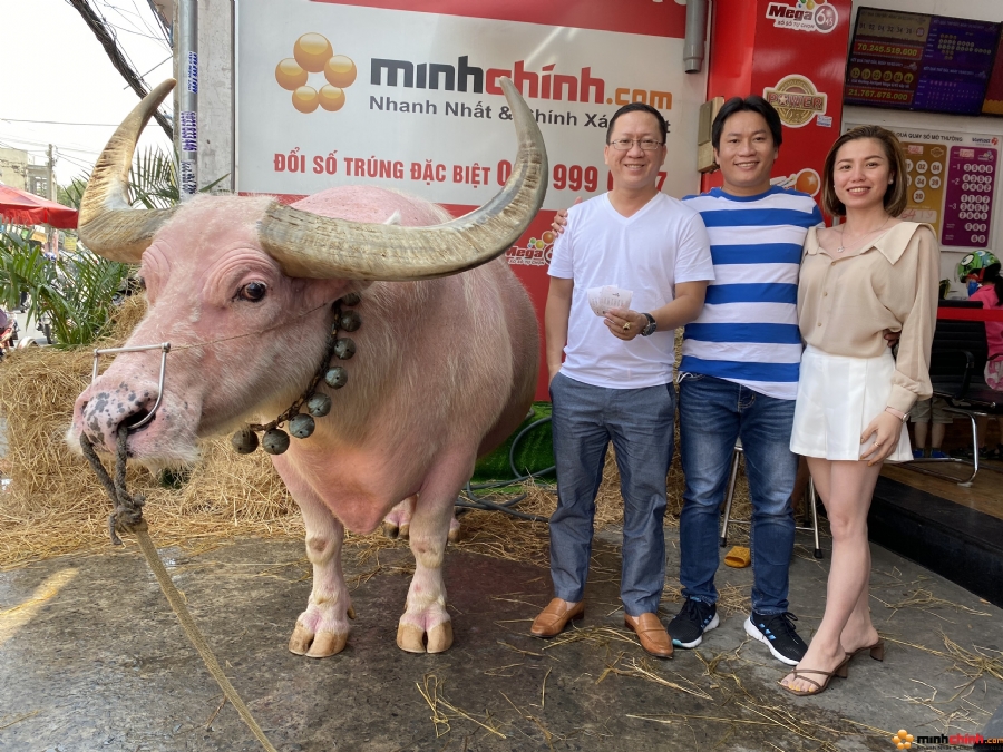 Cùng khách hàng đón 