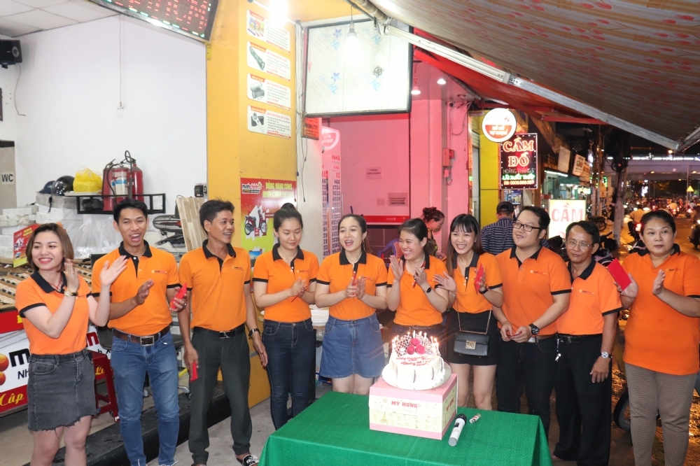 Tổ Chức Sinh Nhật Quý II Năm 2018 Cho Nhân Viên Công Ty Minh Chính Lottery